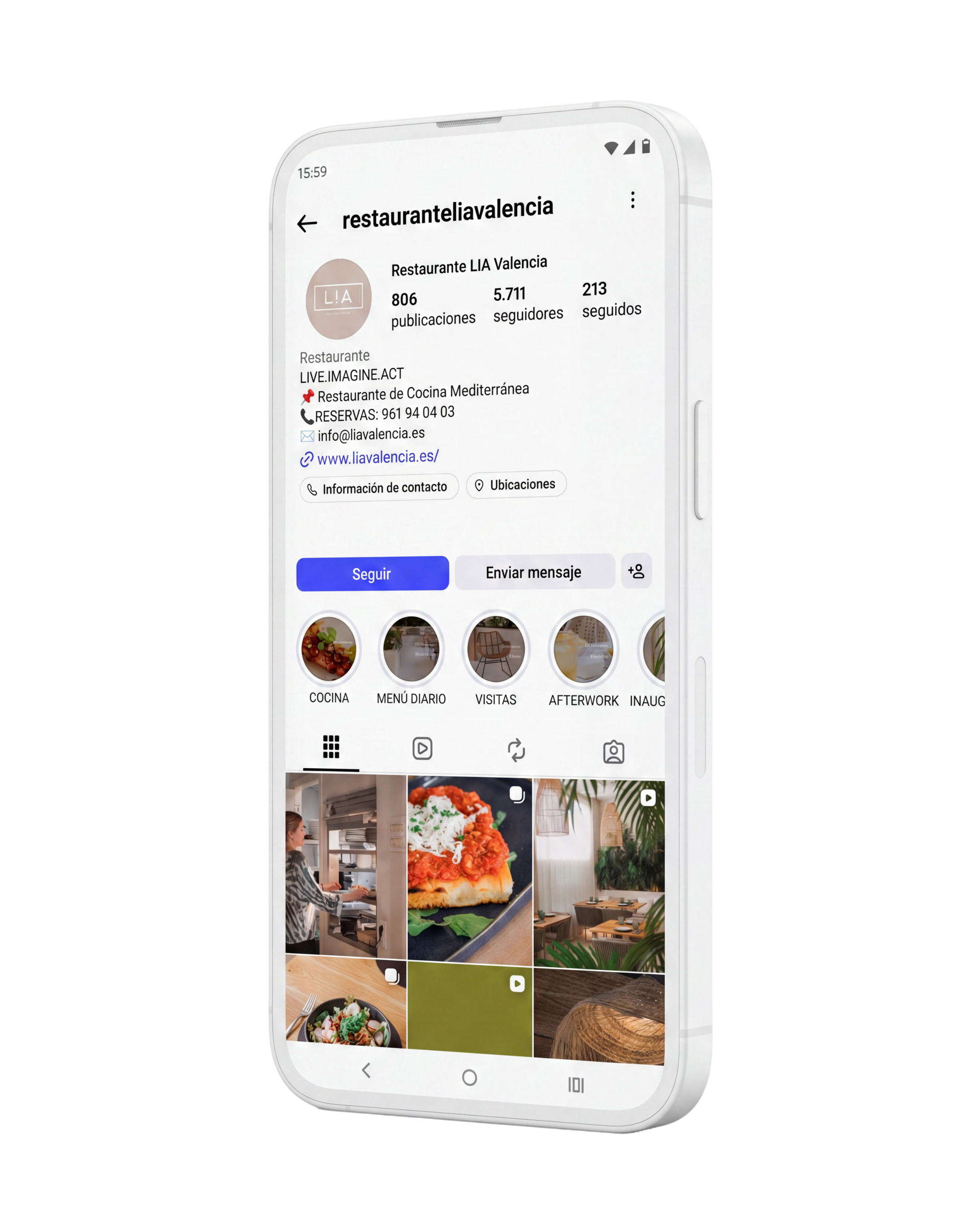 Mockup móvil con el feed de Instagram de LIA Valencia